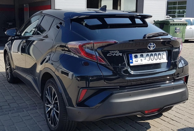 Toyota C-HR cena 99000 przebieg: 59600, rok produkcji 2018 z Szczecin małe 106